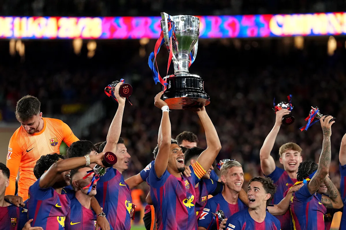 Barcelona win second straight LaLiga title after El Clásico victory