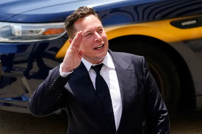 Elon suffers another day short of trillionaire status